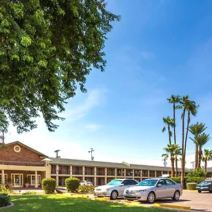 Howard Johnson By Wyndham Old Town Scottsdale