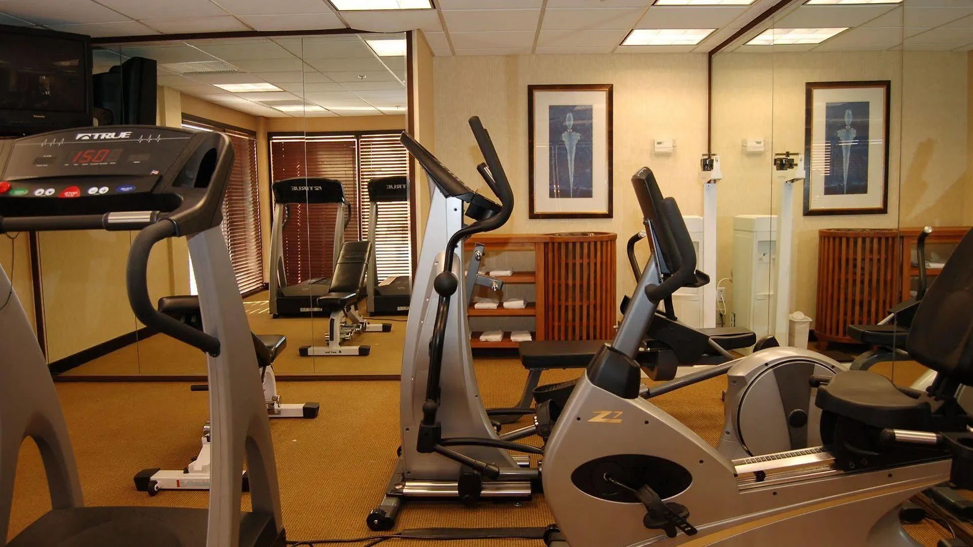 Hotel Drury Inn & Suites Phoenix Airport